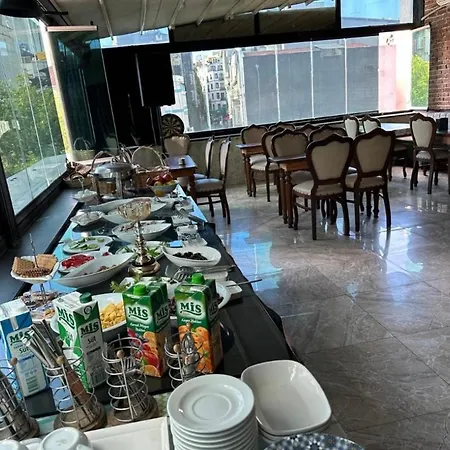 Napolyon Hotel 4*