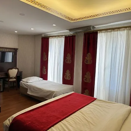 מלון Napolyon 5*